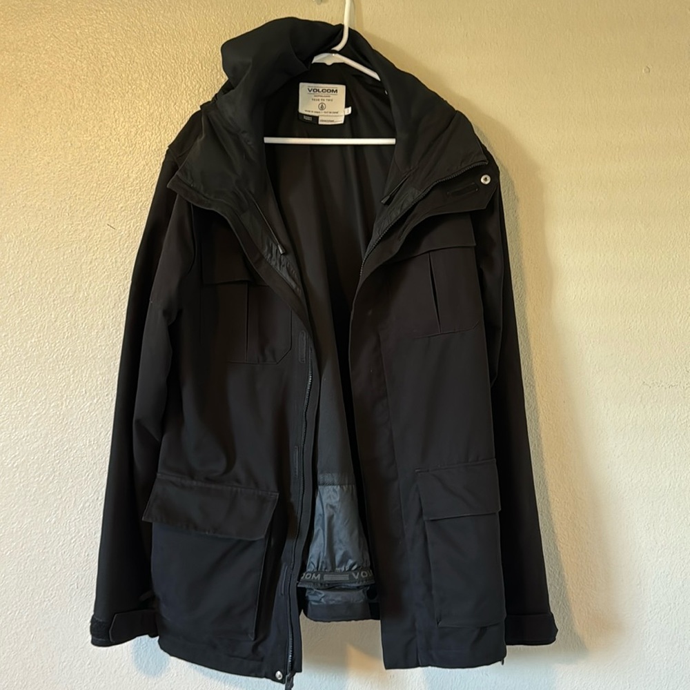 Black Volcom snowboard jacket